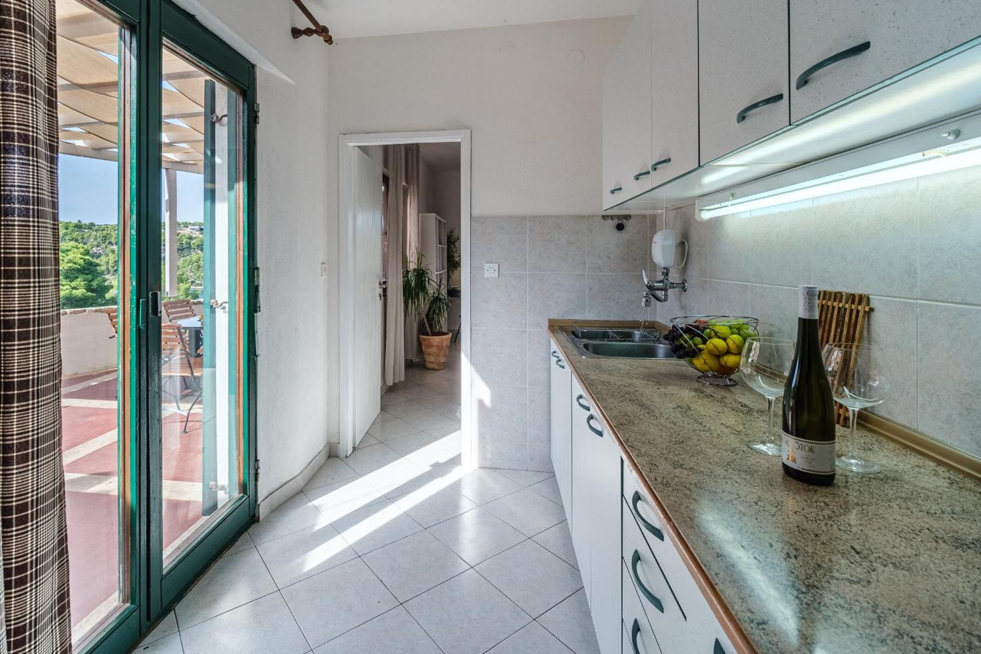 Vila Tudor Bobovisca Bagian luar foto
