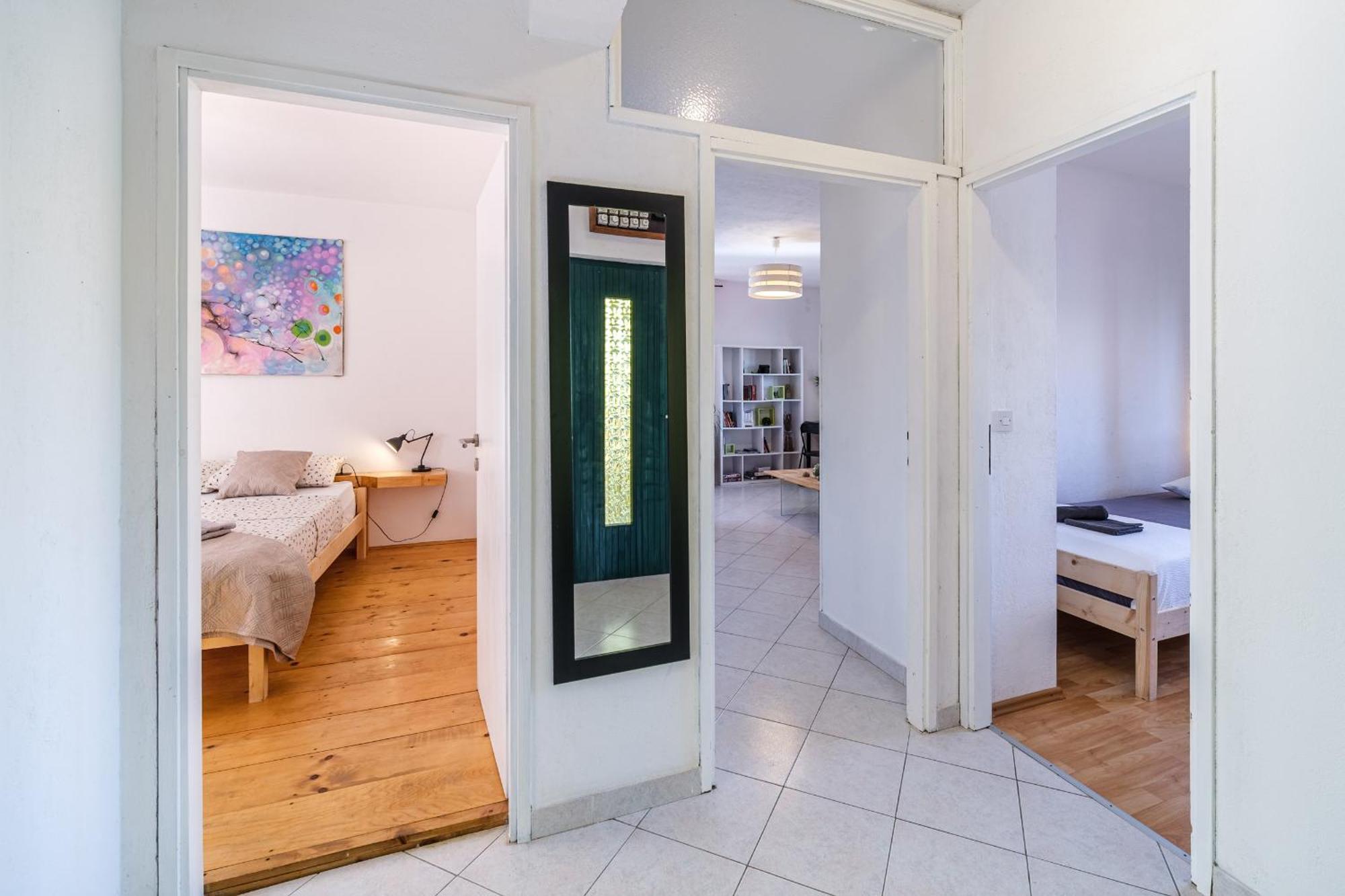 Vila Tudor Bobovisca Bagian luar foto